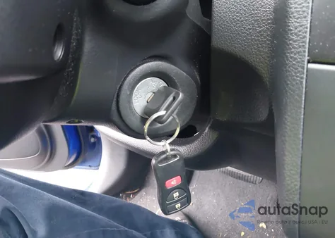 2010 Nissan Versa 1.8S z USA, uszkodzony, nr VIN 3N1BC1CP7AL459953